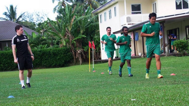 Острови Кук, №206
Тихоокеанският национален отбор се води от уелсеца Дрю Шърман.