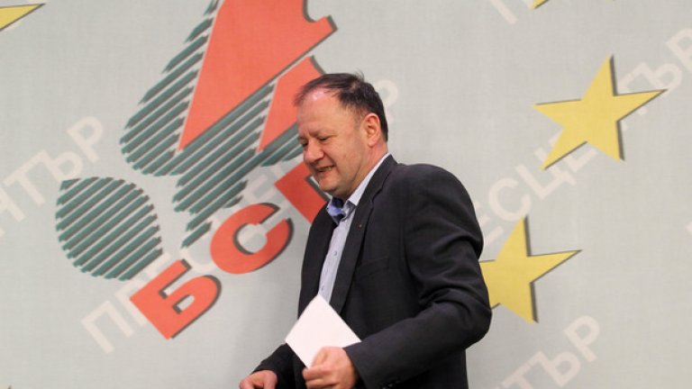 Миков за оставката на Гергов: "Гущерът си скъса опашката"