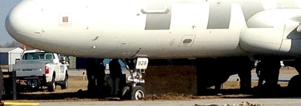 Frontier+Jet+Stuck+in+Mud+Wilmington
