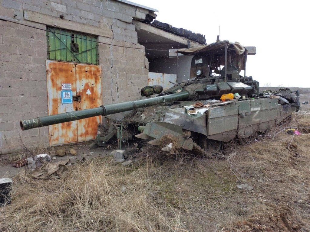 Destruction_of_Russian_tanks_by_Ukrainian_troops_in_Mariupol_(3)