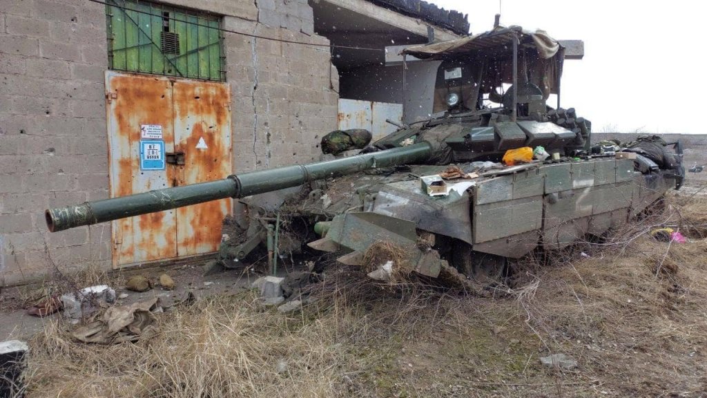 Destruction_of_Russian_tanks_by_Ukrainian_troops_in_Mariupol_(3)