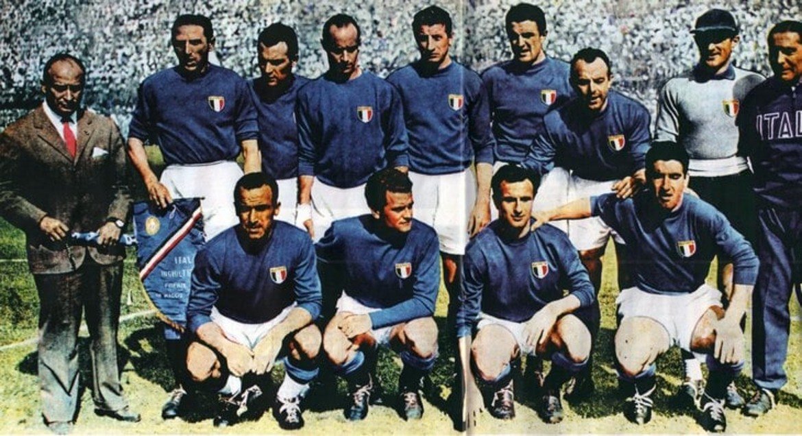 На Световното през 1938-а той е титулярният нападател на Италия, докато Меаца е върнат назад в полузащитата. Защитаващият трофея си шампион отпреди четири години започва с неочаквано труден мач срещу Норвегия. Скандинавците удържат равенството почти до края, но в 94-тата минута Пиола донася победата за „адзурите“. На четвъртфиналите е отстранен домакина Франция. Пиола вкарва два гола, а в местната преса е наречен Екзекутора. На финала отново се разписва на два пъти при победата с 4:2 над Унгария. Силвио вече е световен шампион и е разпознат като най-добрия нападател в света.