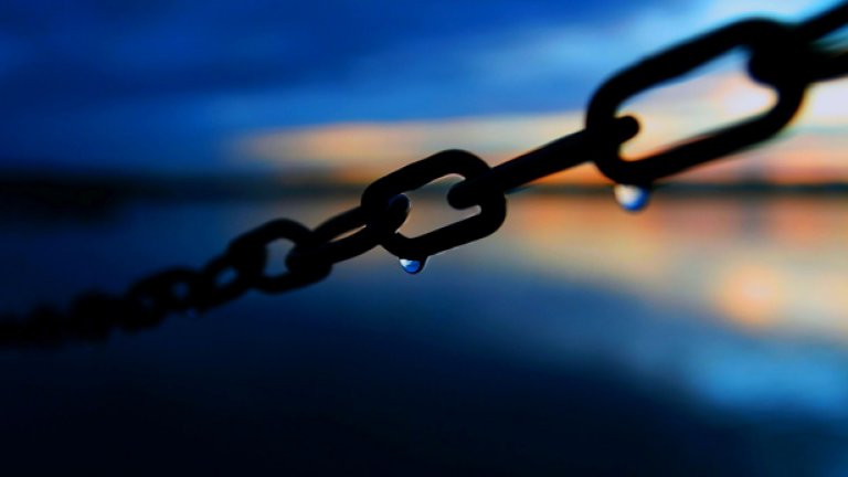 Хищният валутен борд