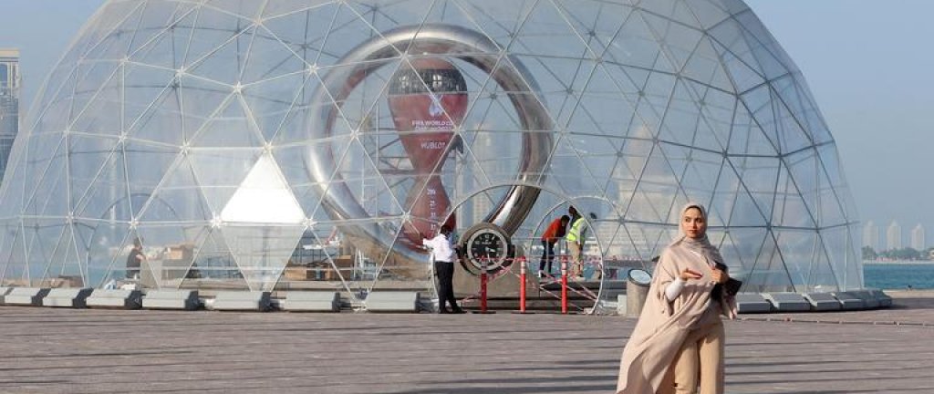 Тя работеше за Мондиал 2022, но я осъдиха на 7 г. затвор и 100 удара с камшик, след като се оплака, че е изнасилена