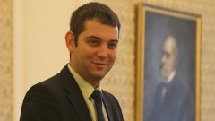 Лидерът на ДБГ Димитър Делчев изрази съжаление от обединението на СДС с ГЕРБ