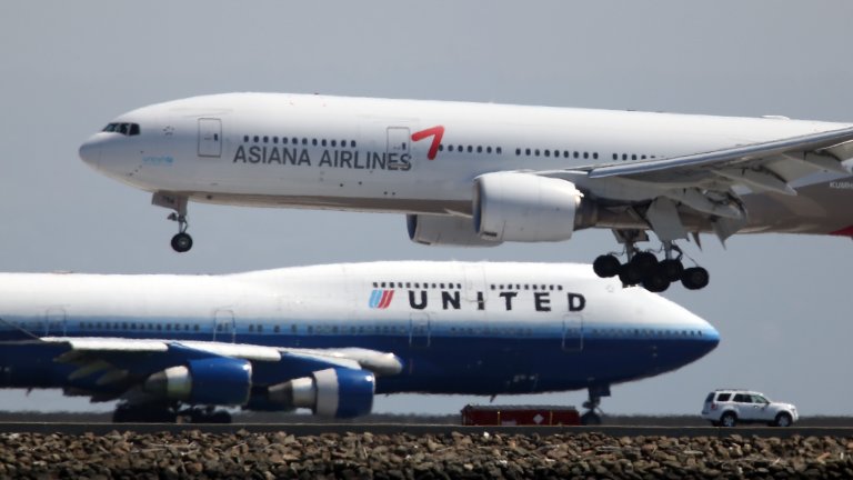 След втори инцидент с двигател на Boeing 777