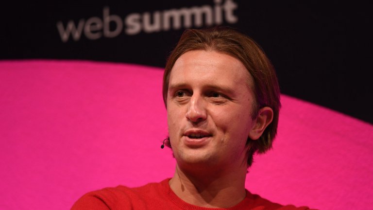 С това той става четвъртият милиардер, който се отказва от руския си паспорт заради войната на Русия в Украйна