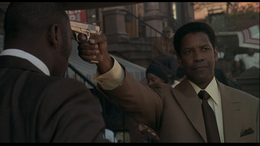 14. "American Gangster" 

Наркотици: хероин и кокаин 