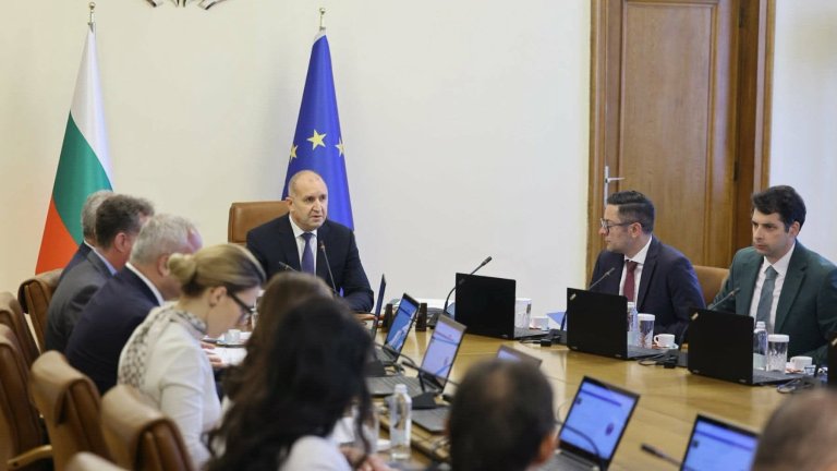 Кабинетът има планове за "радикални мерки" срещу младежката престъпност