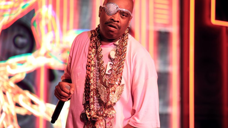 Slick Rick
Роден в Лондон, но израснал в Ню Йорк, Slick Rick без съмнение е едно от имената оставили най-голям отпечатък в ранните години на хип-хоп музиката. Творчеството му е оказало влияние върху хора като Eminem, Kanye West, Beyoncé, Notorious B.I.G, Nas и Snoop Dogg, а той и до момента остава един от най-често семплираните изпълнители в музиката.