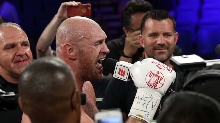 След бързата си победа Тайсън Фюри  зарадва всички в залата с песента на „Аеросмит“ – „I don't wanna miss a thing“