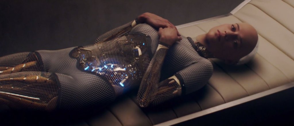 18. “Ex Machina”  
(2014) 
Хай-тек воайорство и интелектуален спаринг. Рецепта, която всеки програмисти, особено Калеб, би желал. 