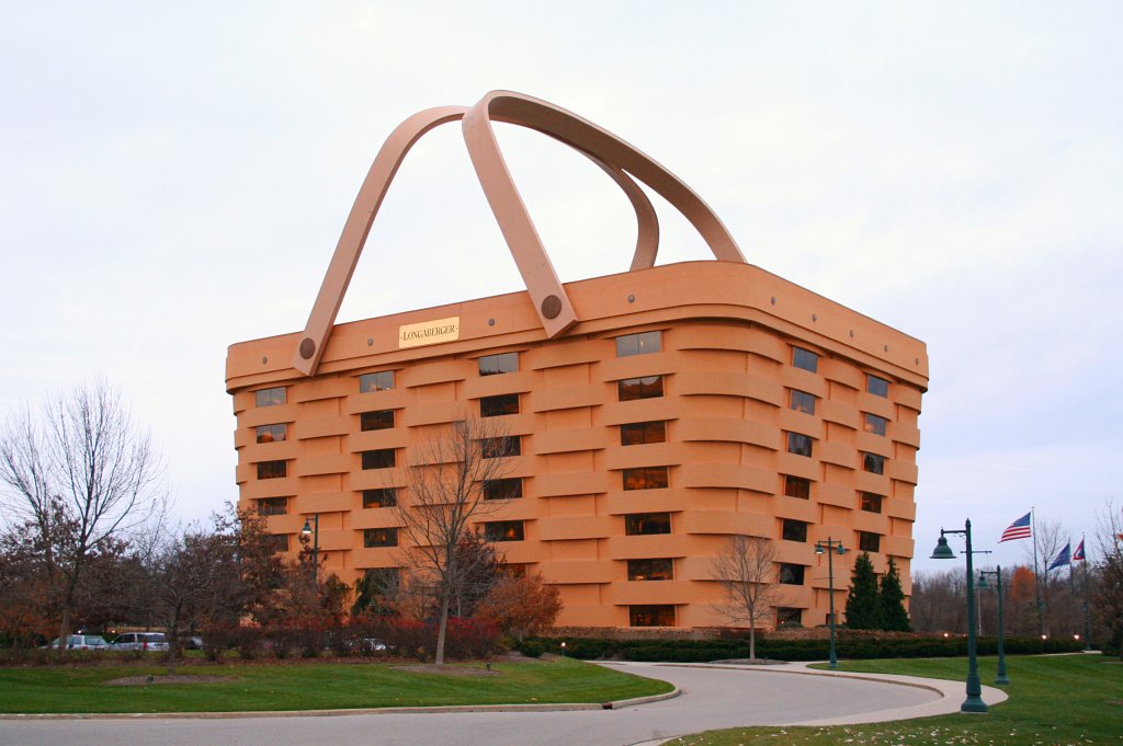 Newark-ohio-longaberger-headquarters-front