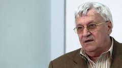 "Нетолерантност се проявява от слабите общества", заяви проф. Андрей Пантев по време на дискусия за толерантността 