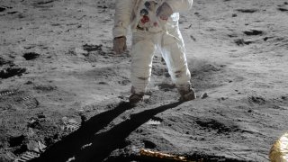 Aldrin_Apollo_11_original