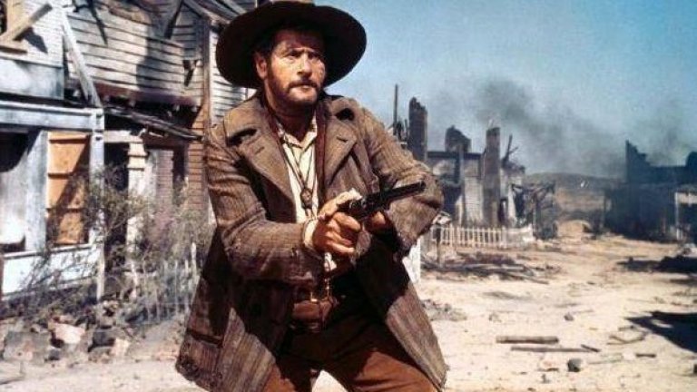 “Добрият, лошият и злият”
Това е последният филм от трилогията на Серджо Леоне и задължителна класика за всеки себеуважаващ се ценител на киното. Добрият е Блонди - скитащ се стрелец с невероятен морален кодекс, лошият е Ангелски очи - наемник със запазен трик, а злият е Туко - мексикански бандит, който винаги се надценява. 
На фона на Гражданската война в САЩ тримата се опитват да намерят заровено съкровище.