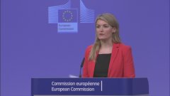Сп. Politico подрежда важни 28-те личности в ЕС за 2018 г., а говорителката на Жан-Клод Юнкер Мина Андреева се нарежда на 24-о място