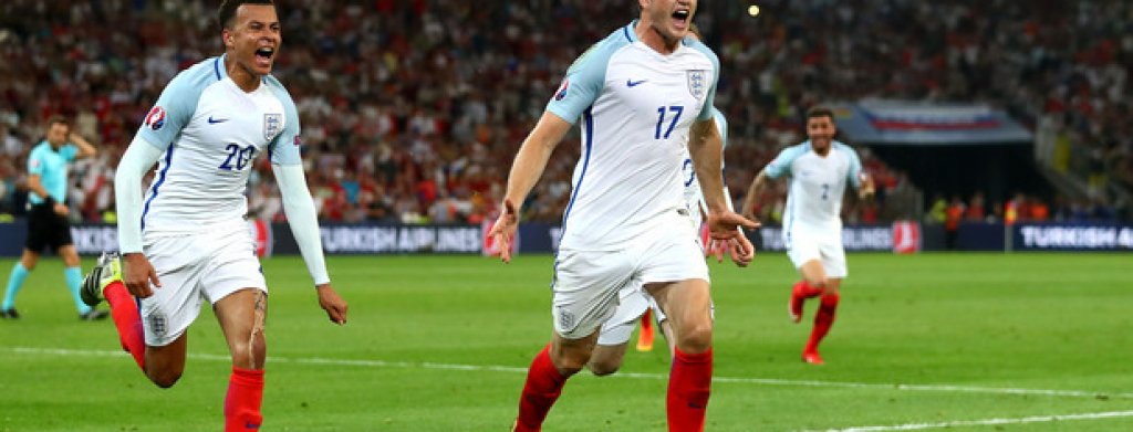 Ерик Дайър (Тотнъм) - централен полузащитник
Джордан Хендерсън се изявява доста добре напоследък, но Дайър е в по-добра форма. По-уверен е с топка в краката и се разбира отлично със защитата, тъй като може да играе и като бранител. Похвалното е, че може да действа не само като разбивач, но и да се настройва по-офанзивно, когато тимът му атакува. Така, както е в Тотнъм.