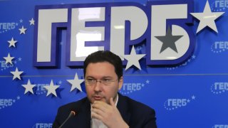 Митов припомня, че българският избирател е дал сериозна тежест на коалицията ГЕРБ-СДС