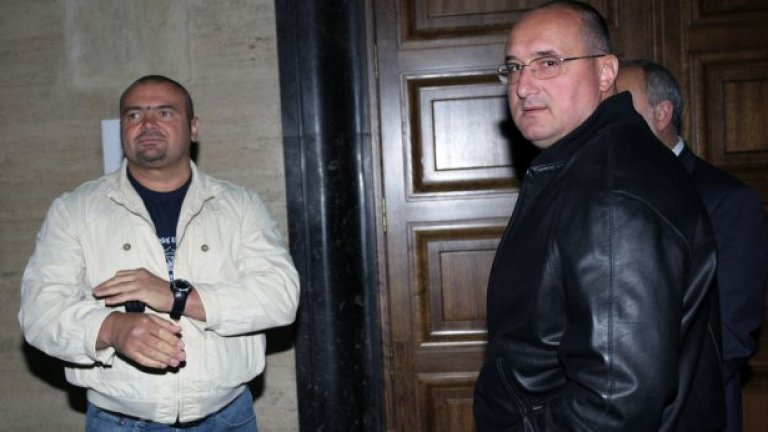 На 3 май Върховният касационен съд (ВКС) потвърди, че дупнишките бизнесмени Пламен Галев и Ангел Христов са виновни за организиране на престъпна група, и наложи 5 години затвор на Галев и 4 - на Христов