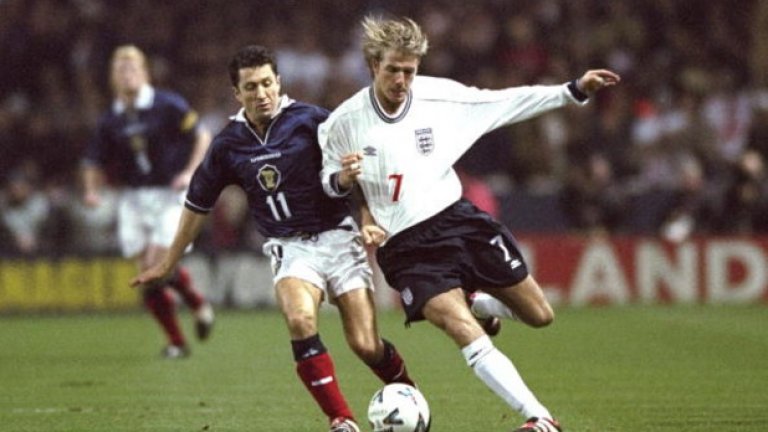 Дейвид Бекъм
Бекъм бе капитан на Англия по време на Евро 2004 и пропусна дузпа на четвъртфинала срещу Португалия. Той остана в тима до 2009-а и натрупа 115 мача. Сега е посланик на UNICEF и ръководи няколко бизнес проекта.