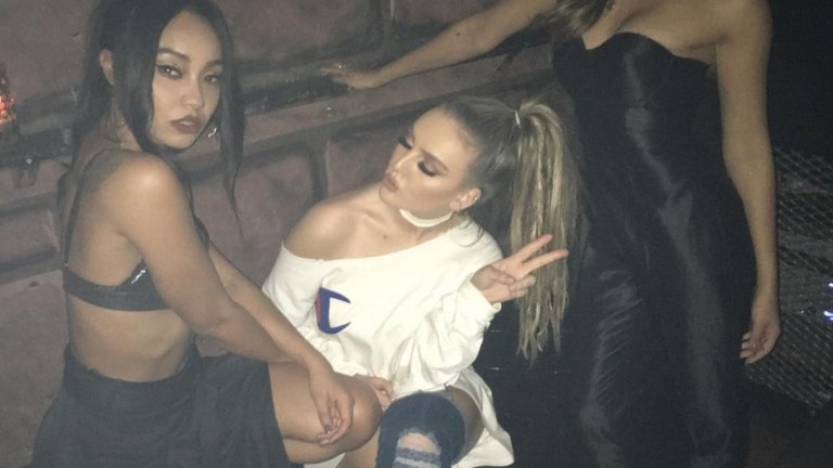 3 от четирите момичета от Little Mix
