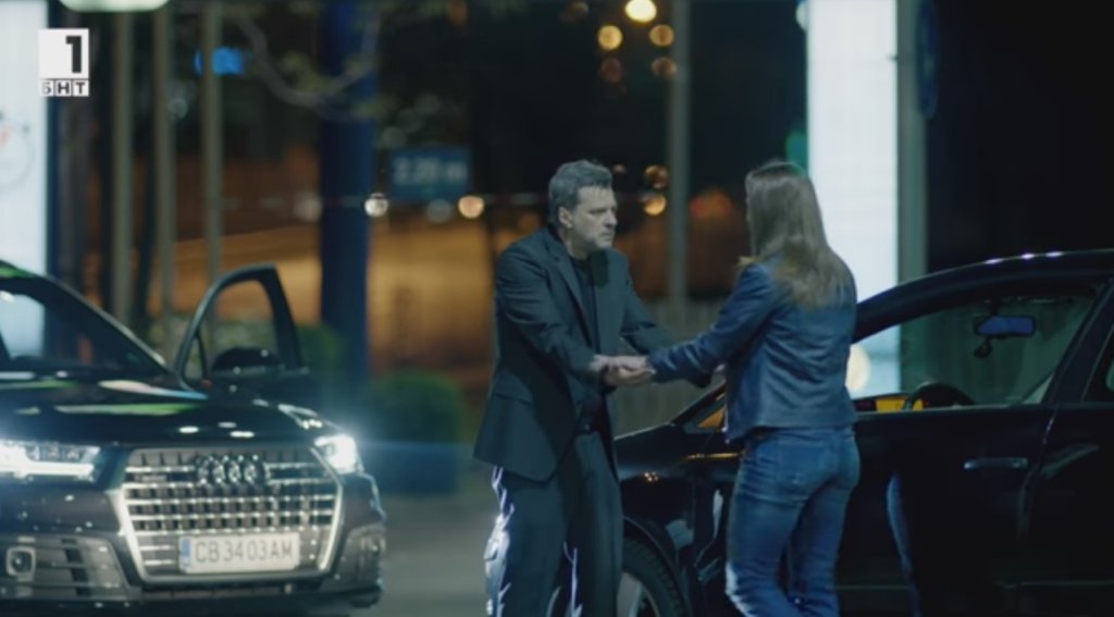 Въпреки това той й разкри причината, поради която е убил турският наркобос Бардем - смъртта на близките му