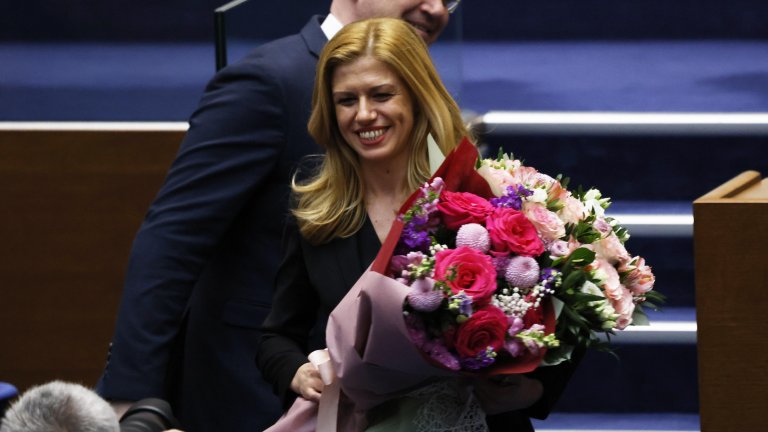 Михаела Доцова е новият председател на Народното събрание