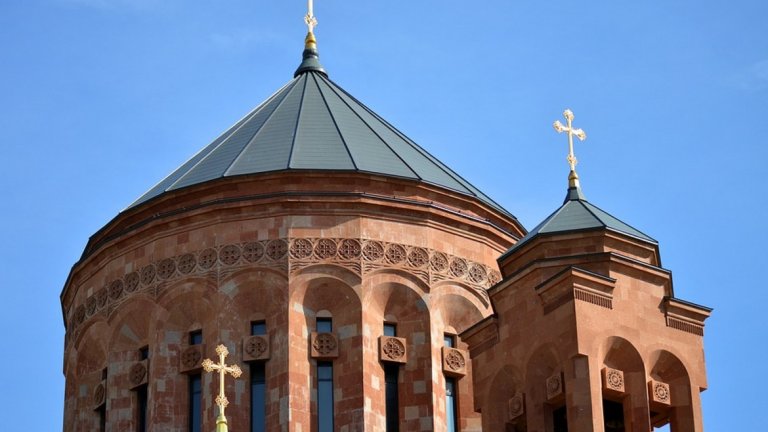 От Белград очаквали, че Синода в София ще "остане на линията на каноничния ред" в църквата