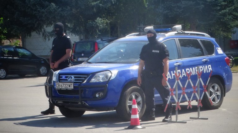 Причината за акцията е престъпление срещу възрастна жена от село Шивачево