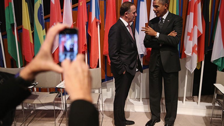 Акаунти на хора с огромна власт контролират дискусията в социалната медия