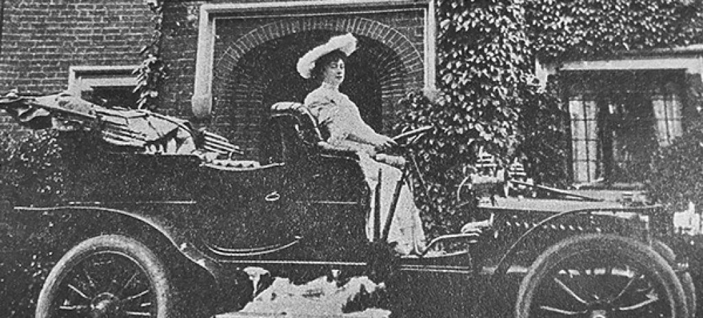 Agnes_Marshall_photograph