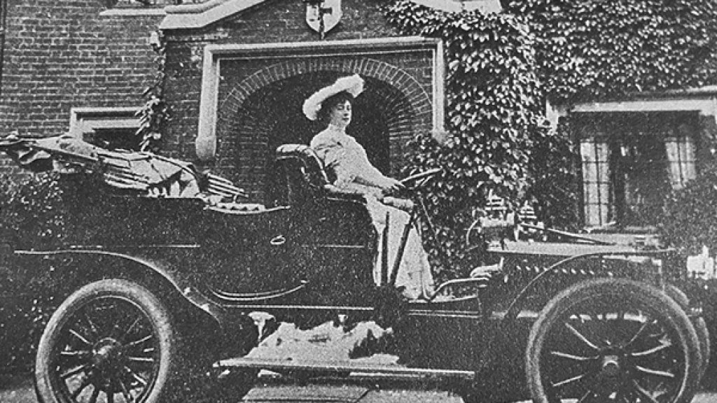 Agnes_Marshall_photograph