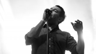 "Свири, пей, депресирай се, напивай се... Животът учи и песните стават по-хубави"