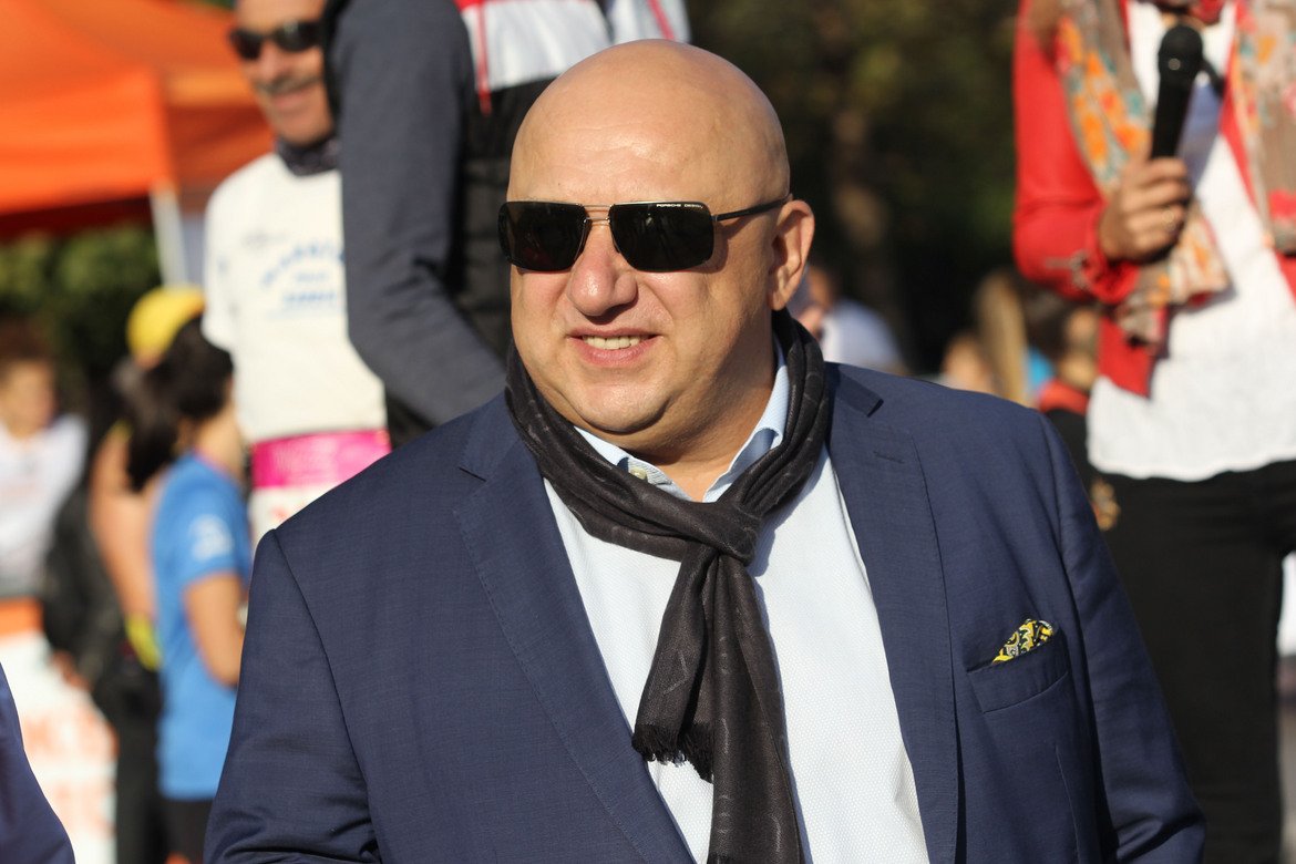 Спортният министър Красен Кралев на откриването на маратона