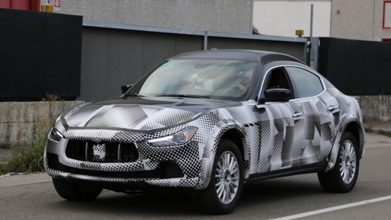 Maserati Levante
Супер SUV моделът на Maserati ползва заемки от дизайна на Quattroporte и Ghibli и в същото време линиите на купето напомнят на Porsche Cayenne. Гамата мотори включва два V6 с по две турбини и топ агрегата V8.