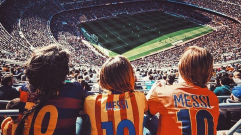 За тези деца да са на върха на "Камп Ноу" е равносилно с това да са на върха на света.