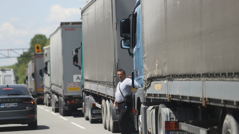 КРИБ излезе с позиция в подкрепа на автобусните превозвачи