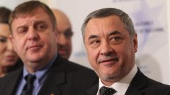 Двамата съпредседатели на Патриотичния фронт Валери Симеонов и Красимир Каракачанов се разграничиха от позицията на ГЕРБ и РБ