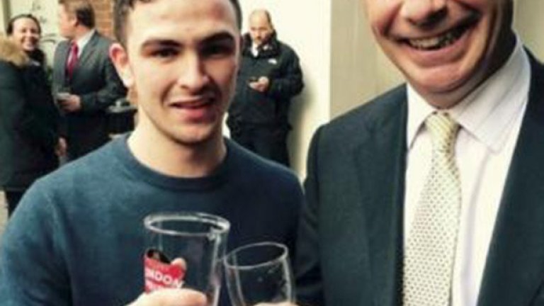 Снимката, която разбуни духовете на Острова.