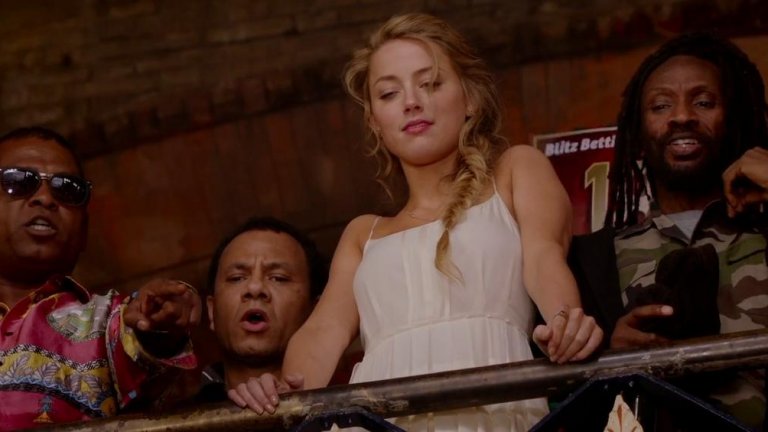 Приключенията на актрисата в съда обаче далеч не се изчерпват с делата ѝ с Джони Деп. През 2017 г. по кината излиза трилърът с нейно участие “London Fields”, а малко след премиерата продуцентите от Periscope Entertainment и Muse Production завеждат дело срещу Хърд в размер на 40 млн. долара. Като аргумент те посочват, че Амбър не е изпълнила огромна част от ангажиментите си покрай промотирането на филма и е отказала редица появи на червен килим, за да рекламира продукцията.