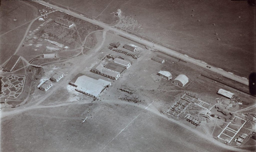 Bozhurishte_airfield