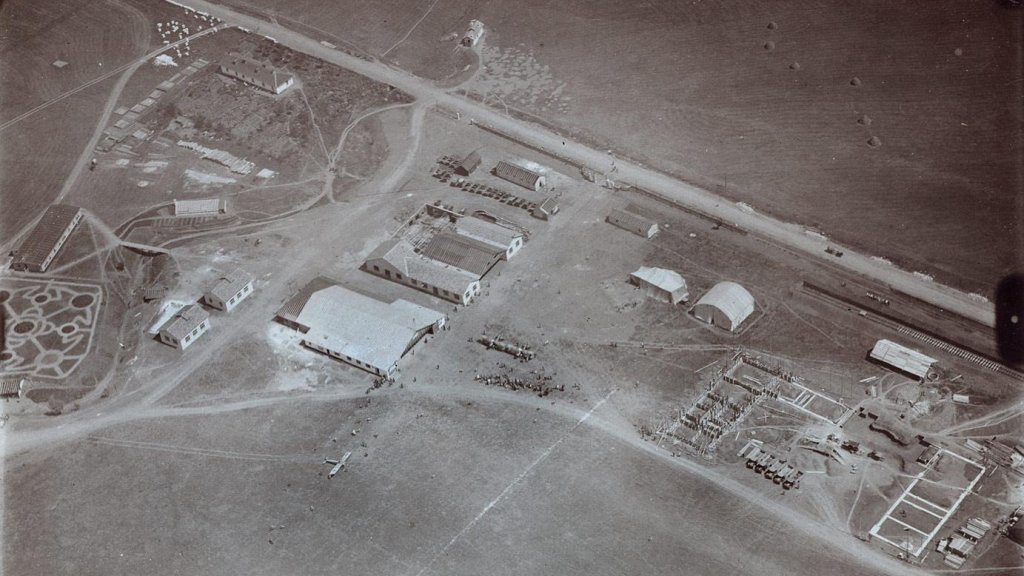 Bozhurishte_airfield