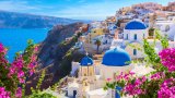 От другата страна на скалата са места в Полша и Румъния