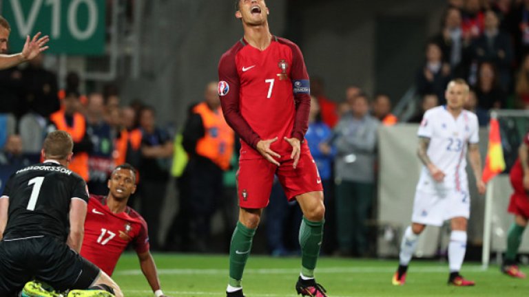 Кристиано Роналдо изравни рекорда на Луиш Фиго от 127 мача с националната фланелка, но не успя да помогне на Португалия да вземе първа победа на Евро 2016
