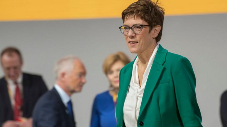 Изборите в Саксония може да сложат прът в колелото на Анегрет Крамп-Каренбауер 