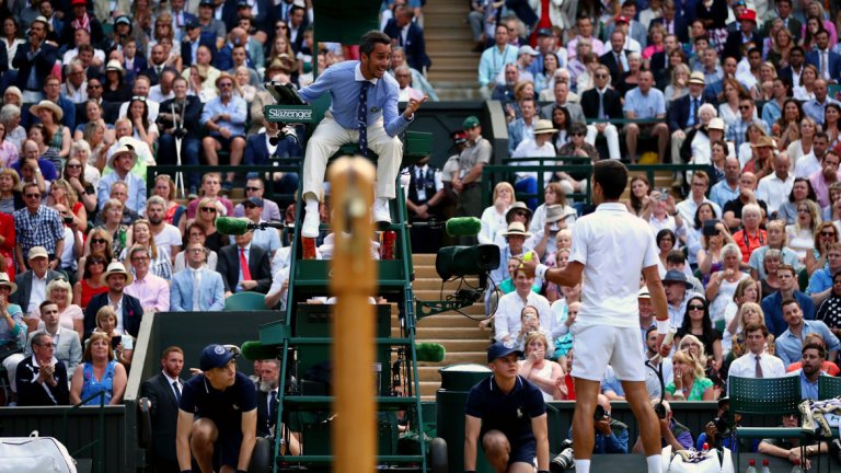 Деймиън Стайнър ще остане в историята като съдията от най-дългия финал на Уимбълдън, който продължи четири часа и 57 минути