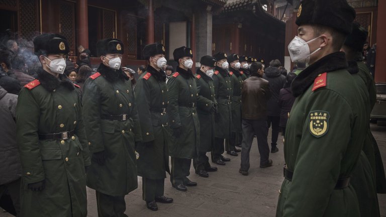 Спорните текстове дават безпрецедентна власт на Пекин върху полуавтономната територия