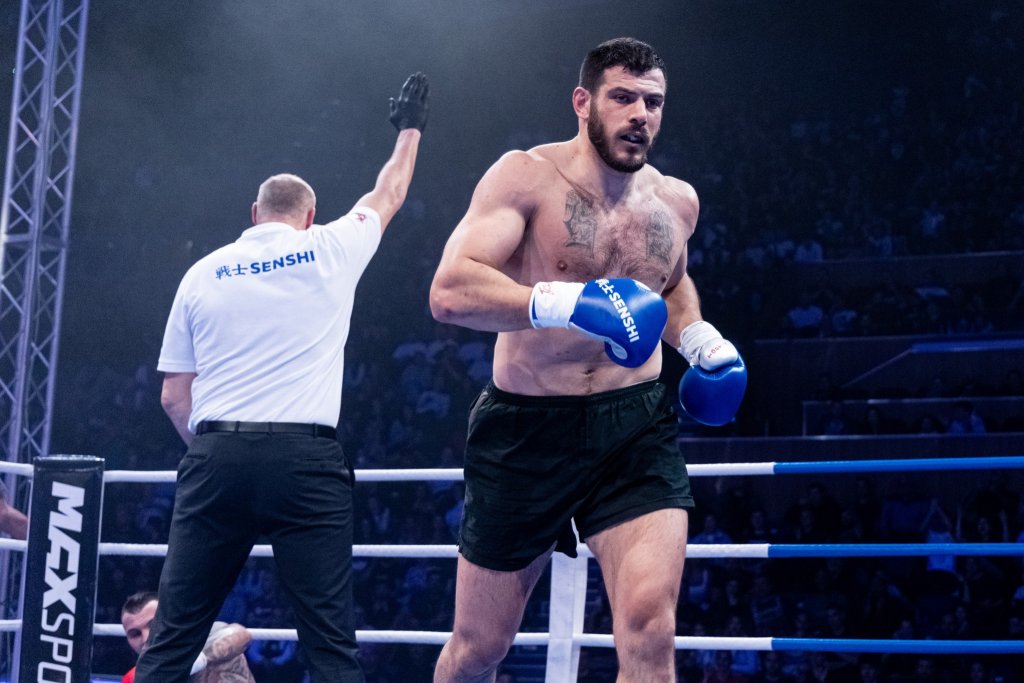 Огнени битки и шест бързи мача на SENSHI 21