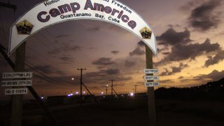 Camp_America_gate_-_Guantanamo